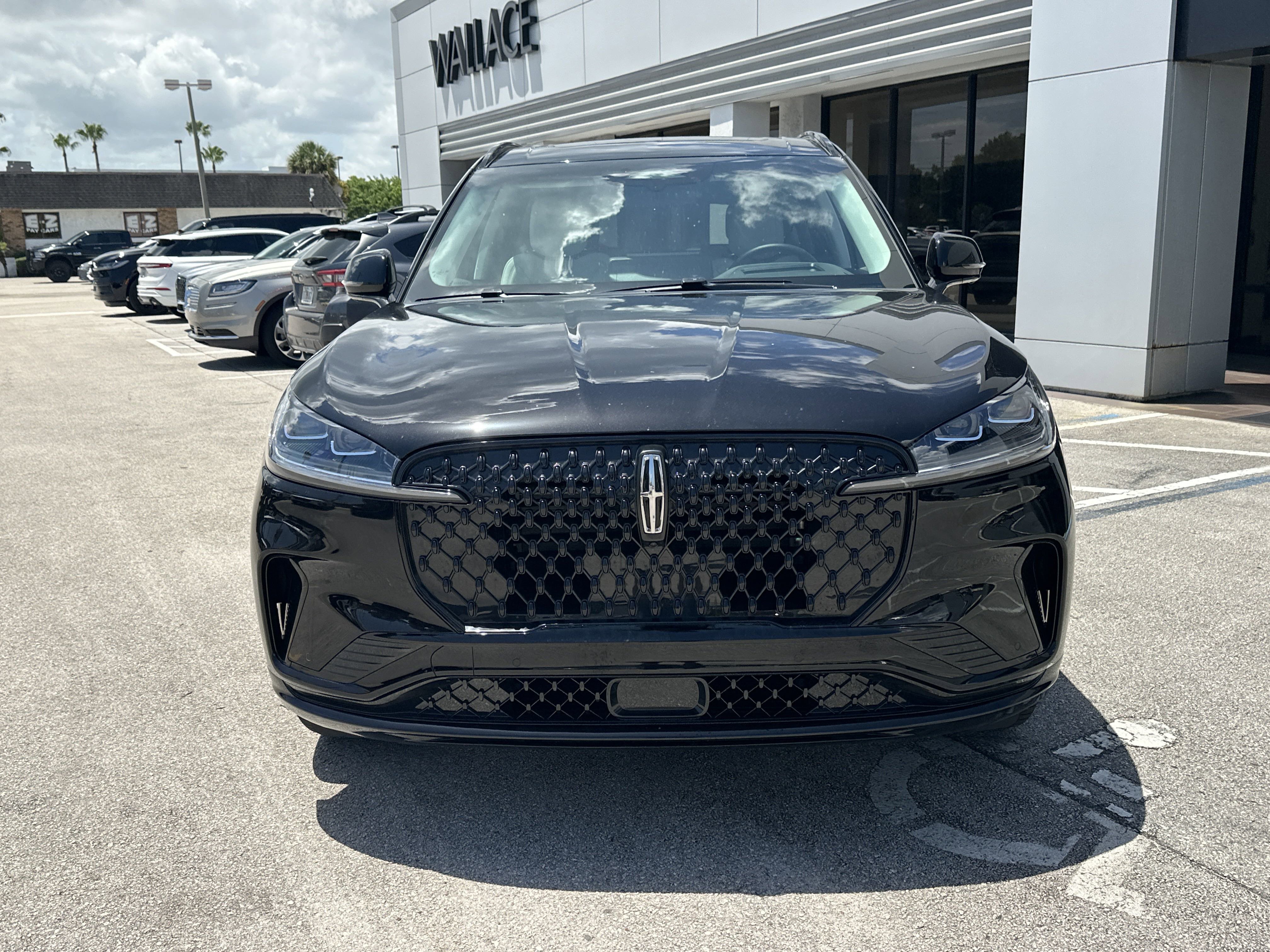 New 2025 Lincoln Aviator Reserve w/ Equipment Group 201A image 3