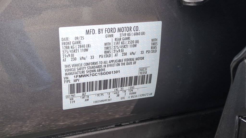 Used 2025 Ford Explorer ST RWD image 24