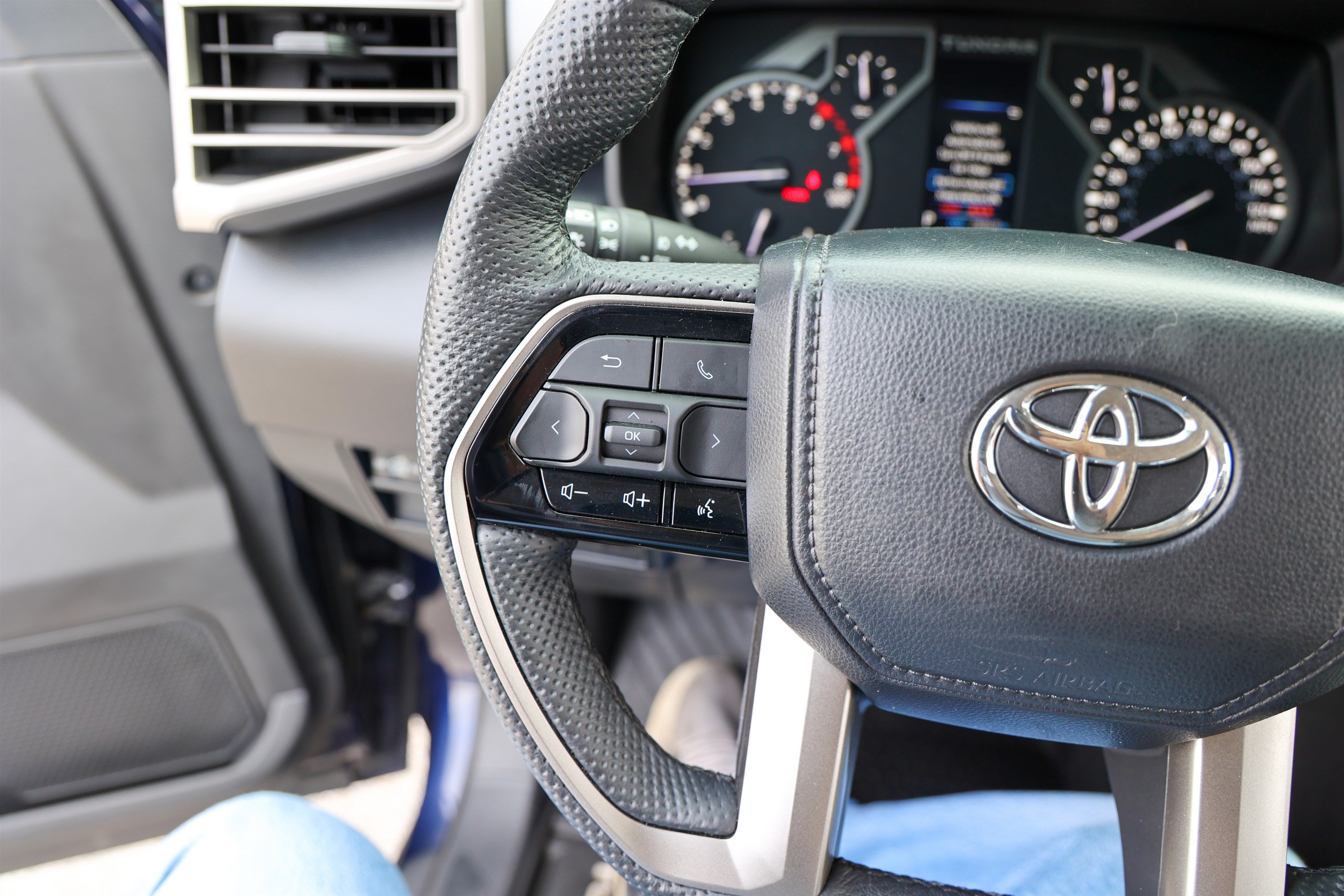 Used 2024 Toyota Tundra SR5 w/ SR5 Premium Package AWD/4WD image 20