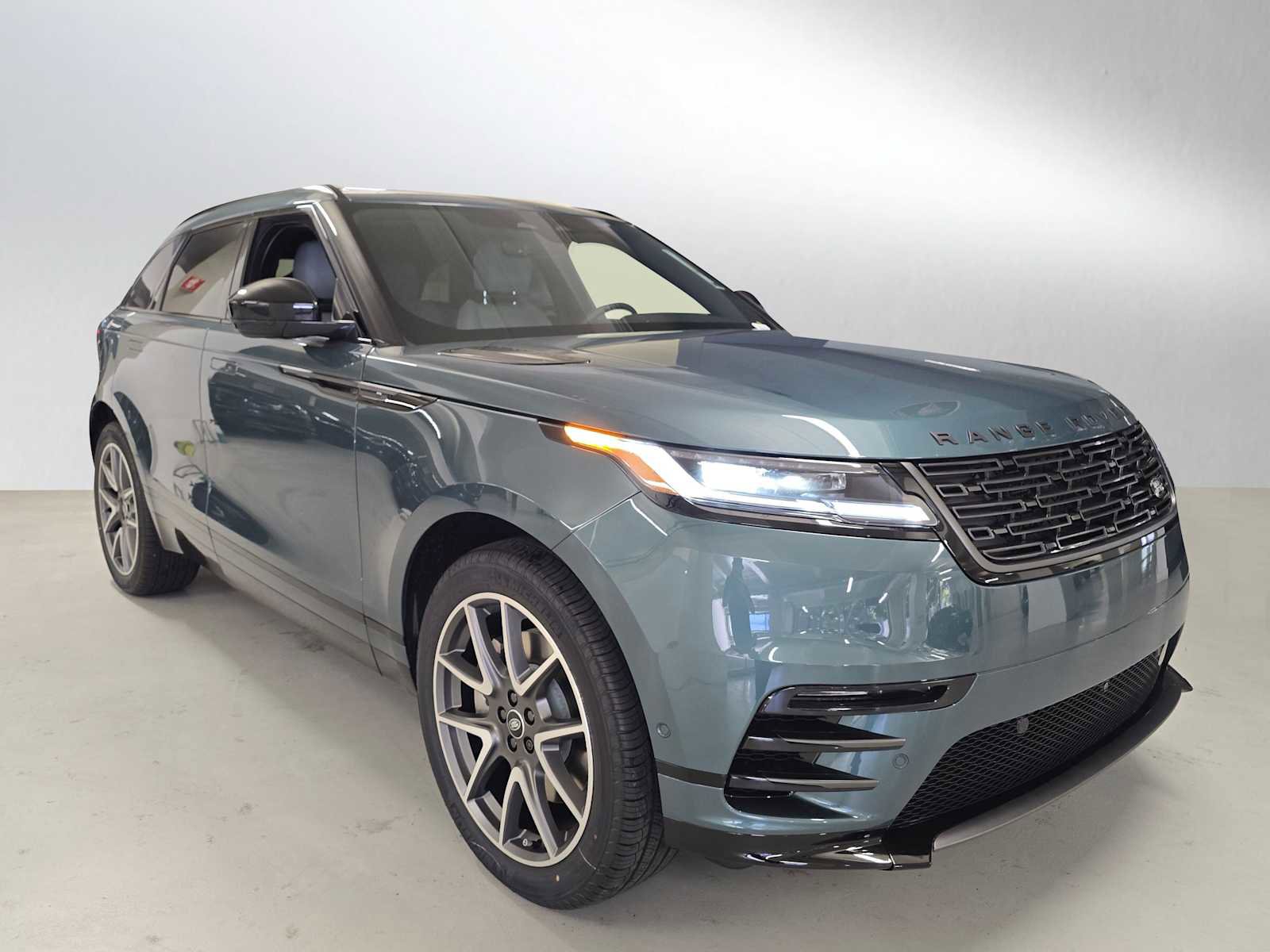 New 2026 Land Rover Range Rover Velar Dynamic SE image 6