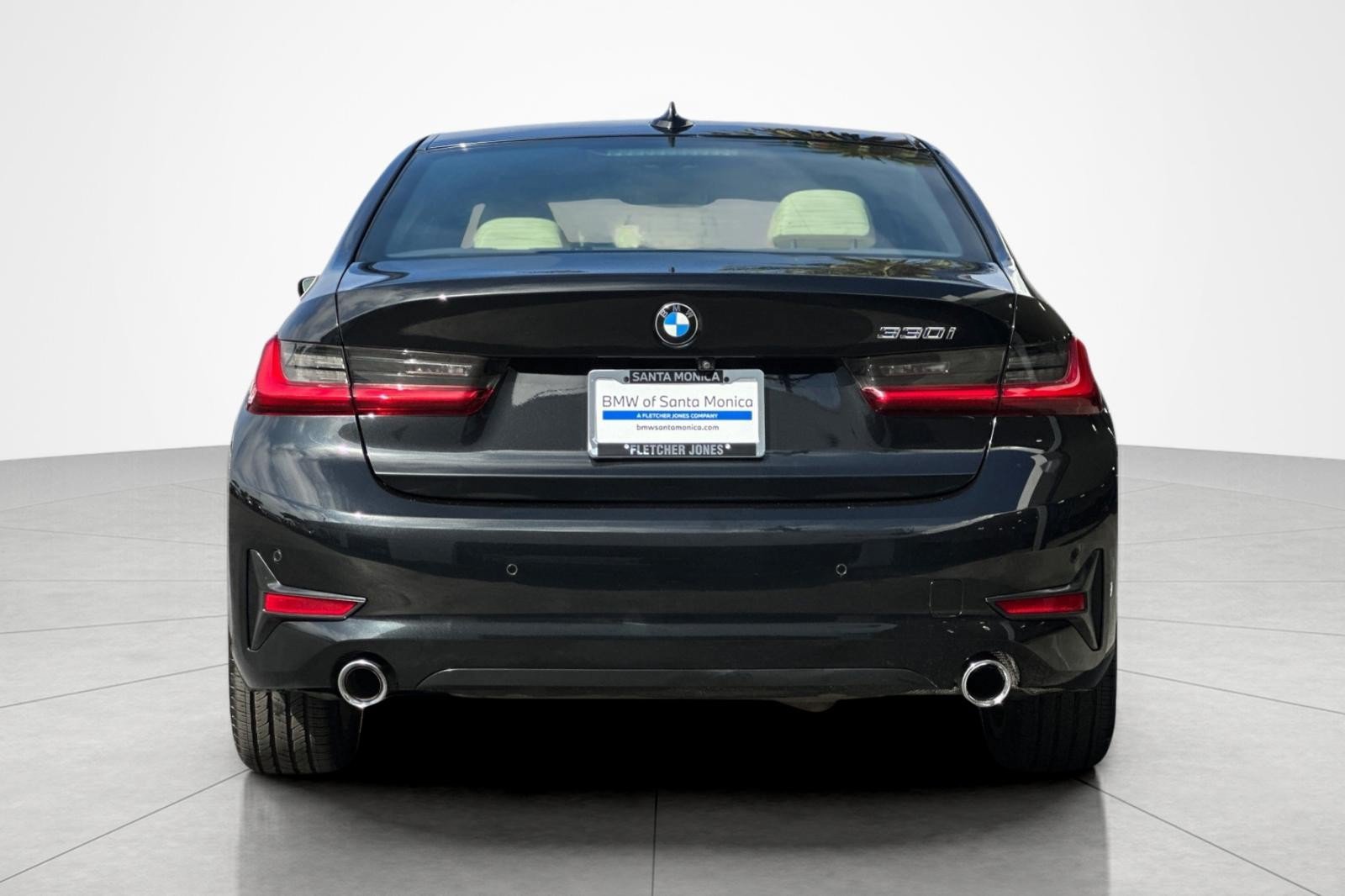Used 2021 BMW 330i Sedan w/ Convenience Package RWD image 4