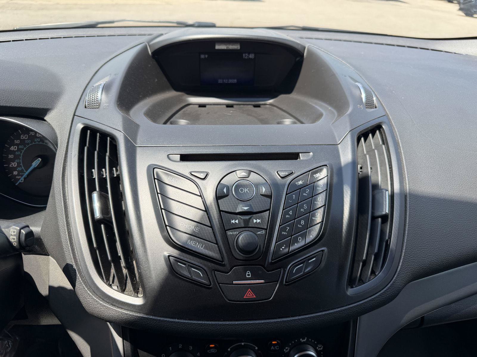 Used 2015 Ford Escape SE AWD/4WD image 18