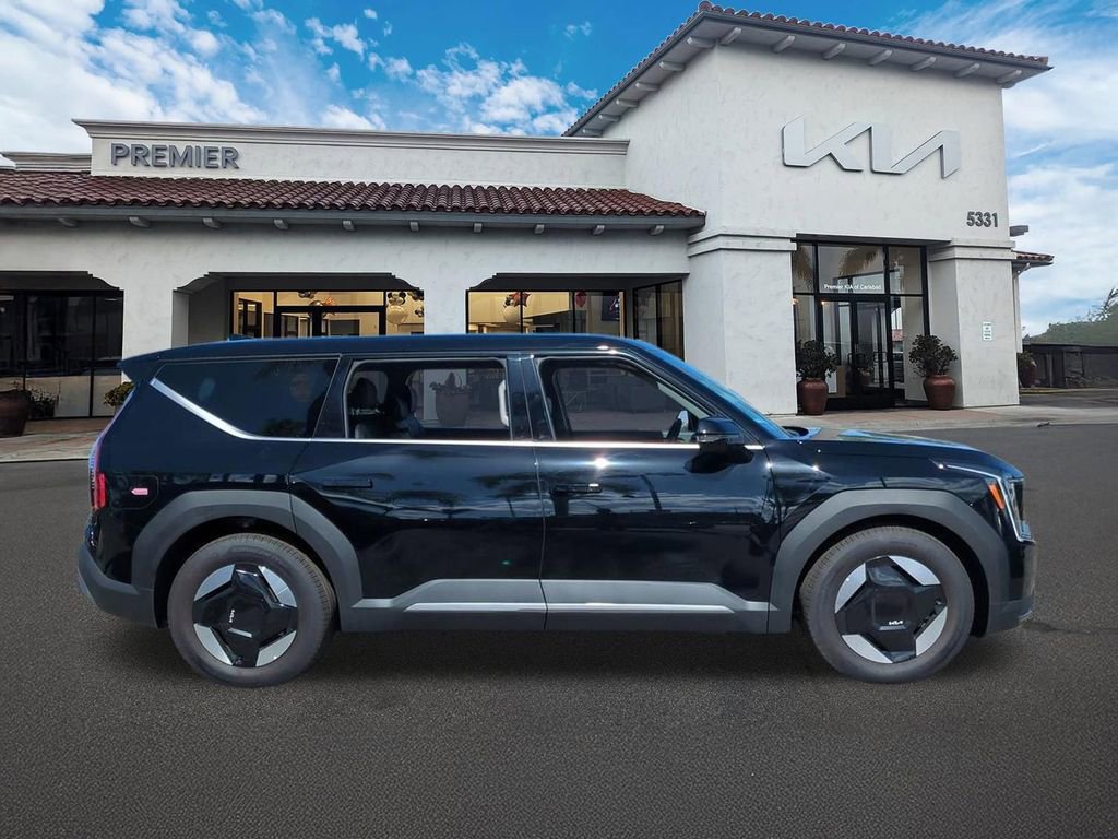 New 2026 Kia EV9 Light RWD image 16