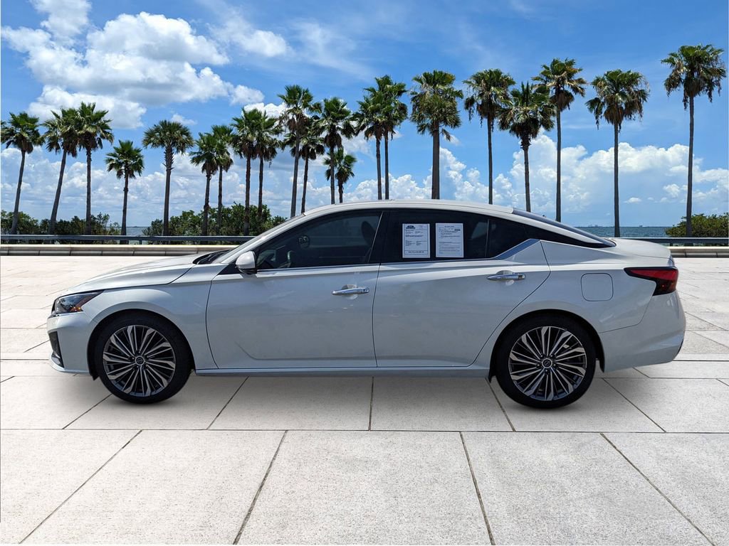 Used 2023 Nissan Altima 2.5 SL image 5
