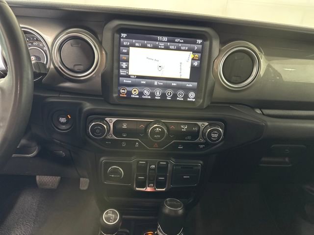 Used 2023 Jeep Gladiator Overland image 19