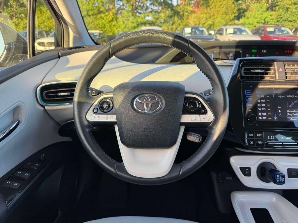 Used 2017 Toyota Prius Four FWD image 24