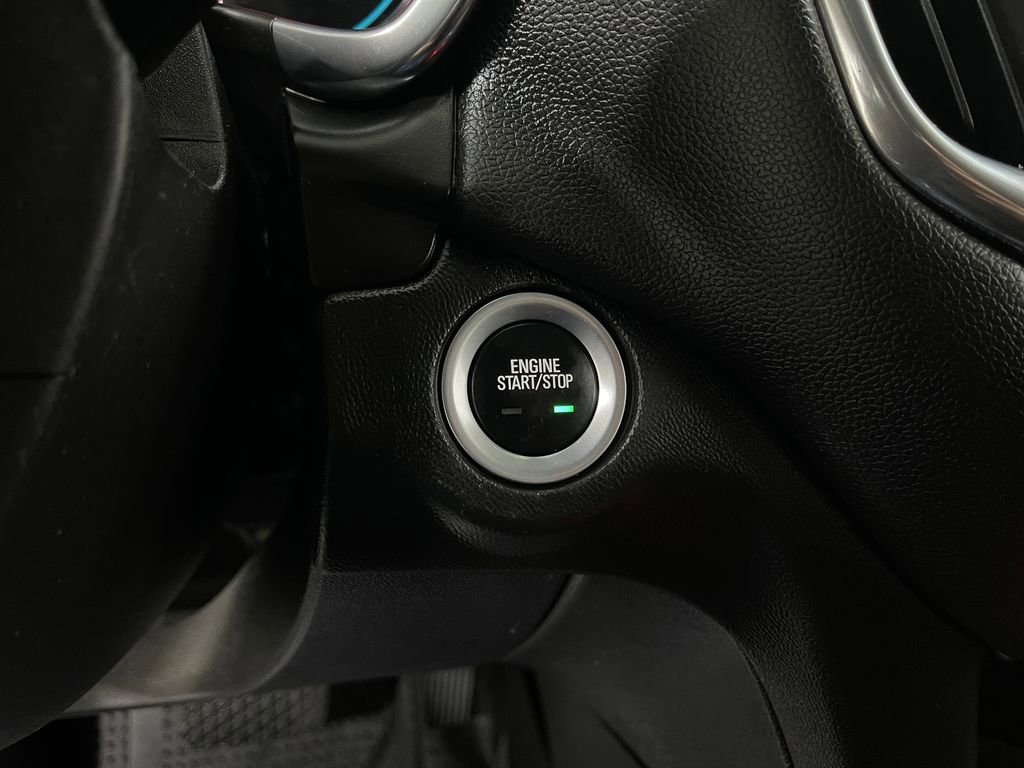 Used 2018 Chevrolet Equinox LT image 20