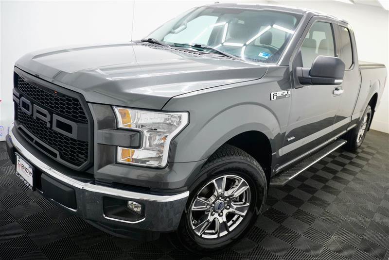 Used 2015 Ford F150 XLT w/ Equipment Group 302A Luxury AWD/4WD image 2