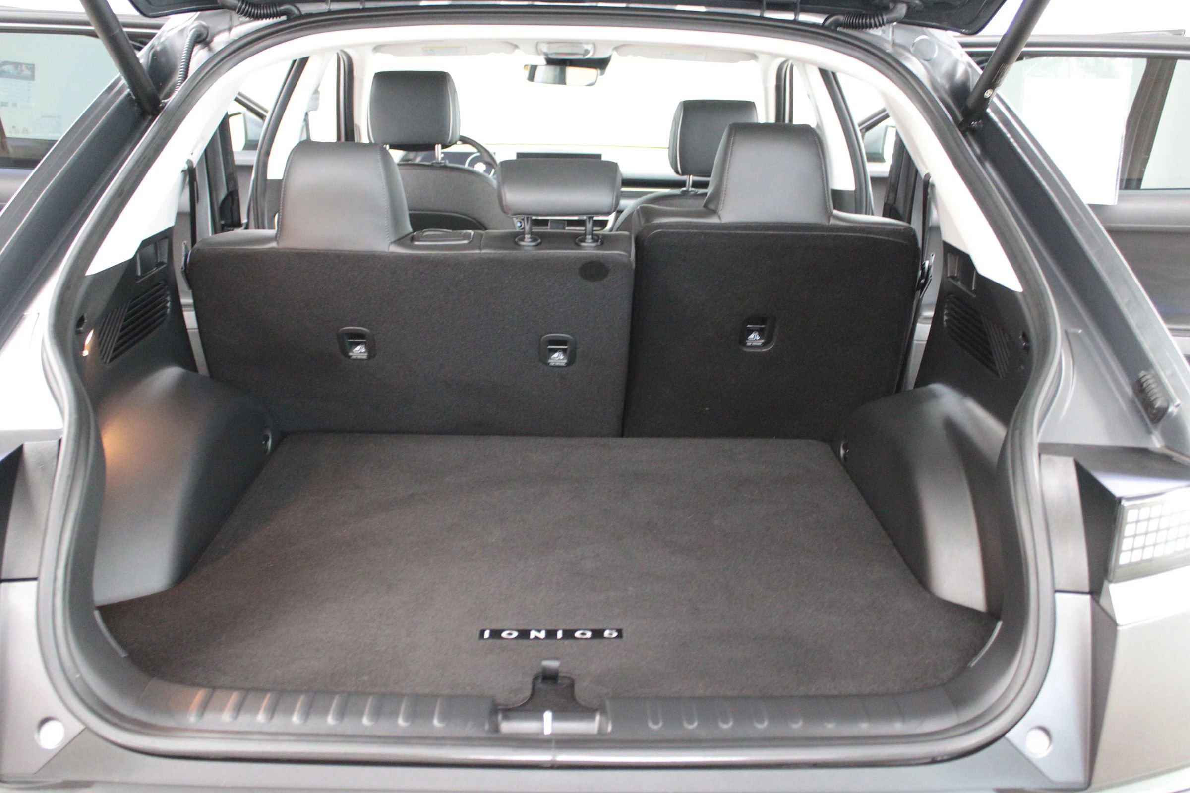 Used 2023 Hyundai Ioniq 5 SEL image 9