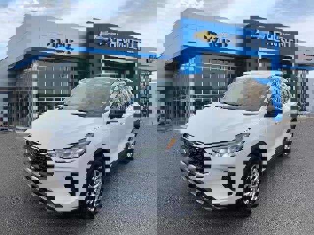 Used 2025 Ford Escape Active image 4