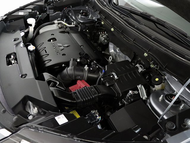 Used 2025 Mitsubishi Outlander Sport SE image 35