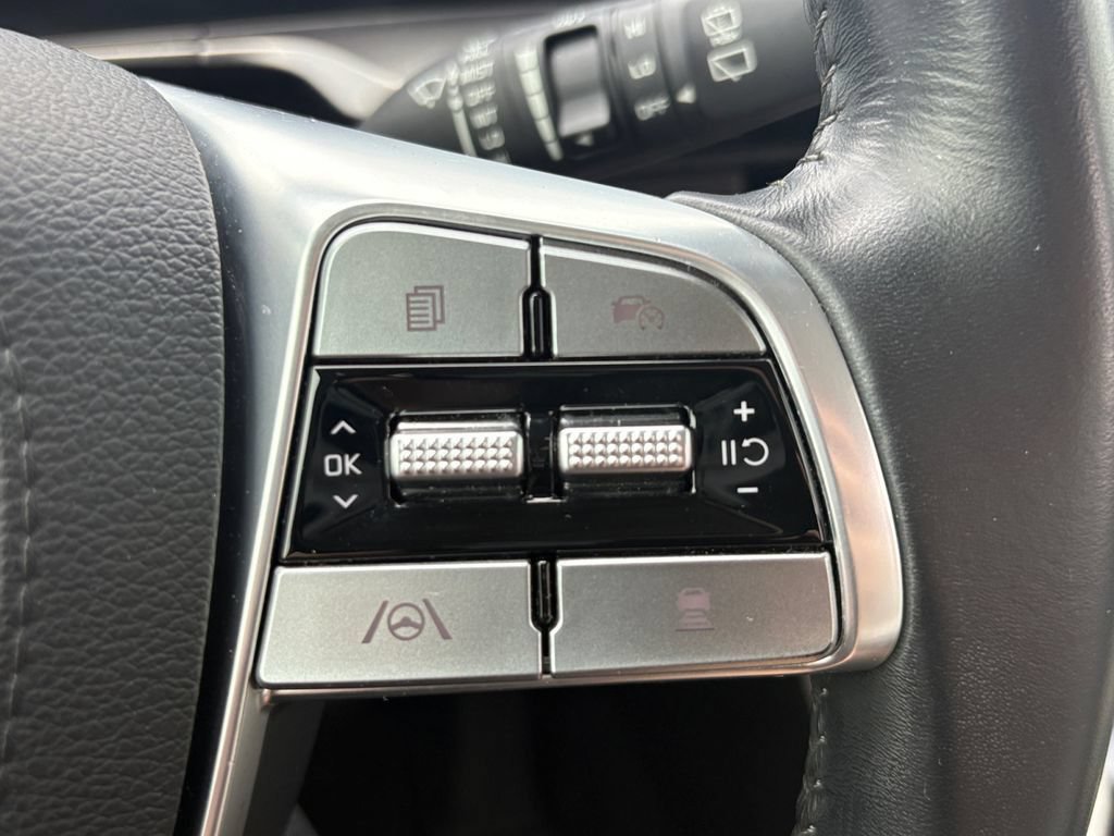 Used 2024 Kia Telluride S FWD image 19