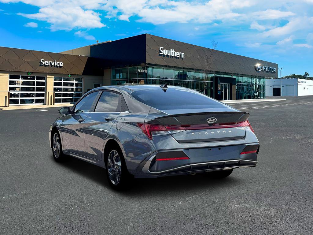 New 2026 Hyundai Elantra SEL Sport image 5