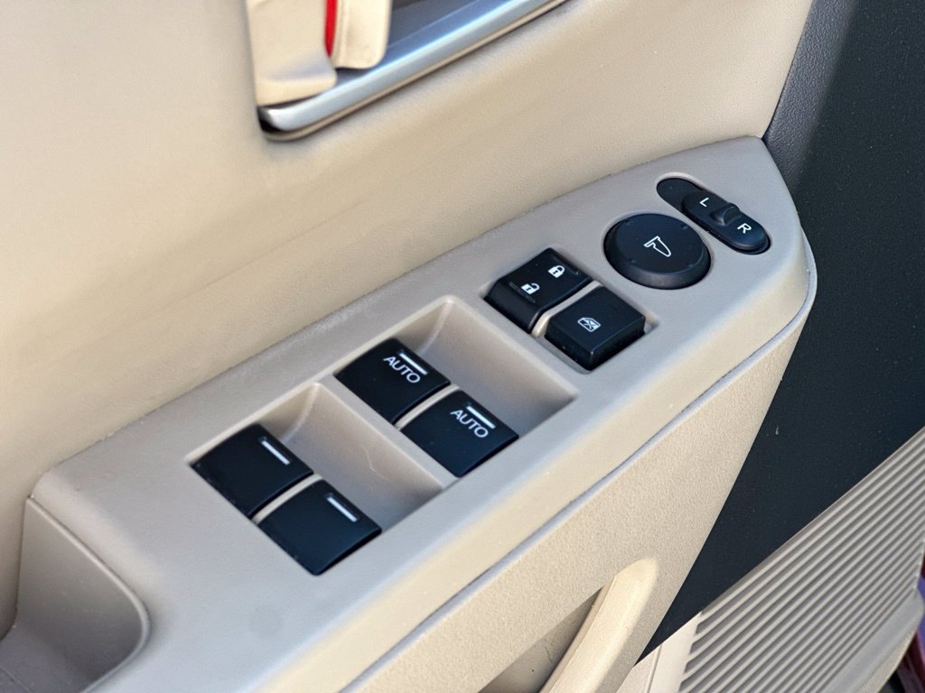 Used 2014 Honda Pilot Touring image 17