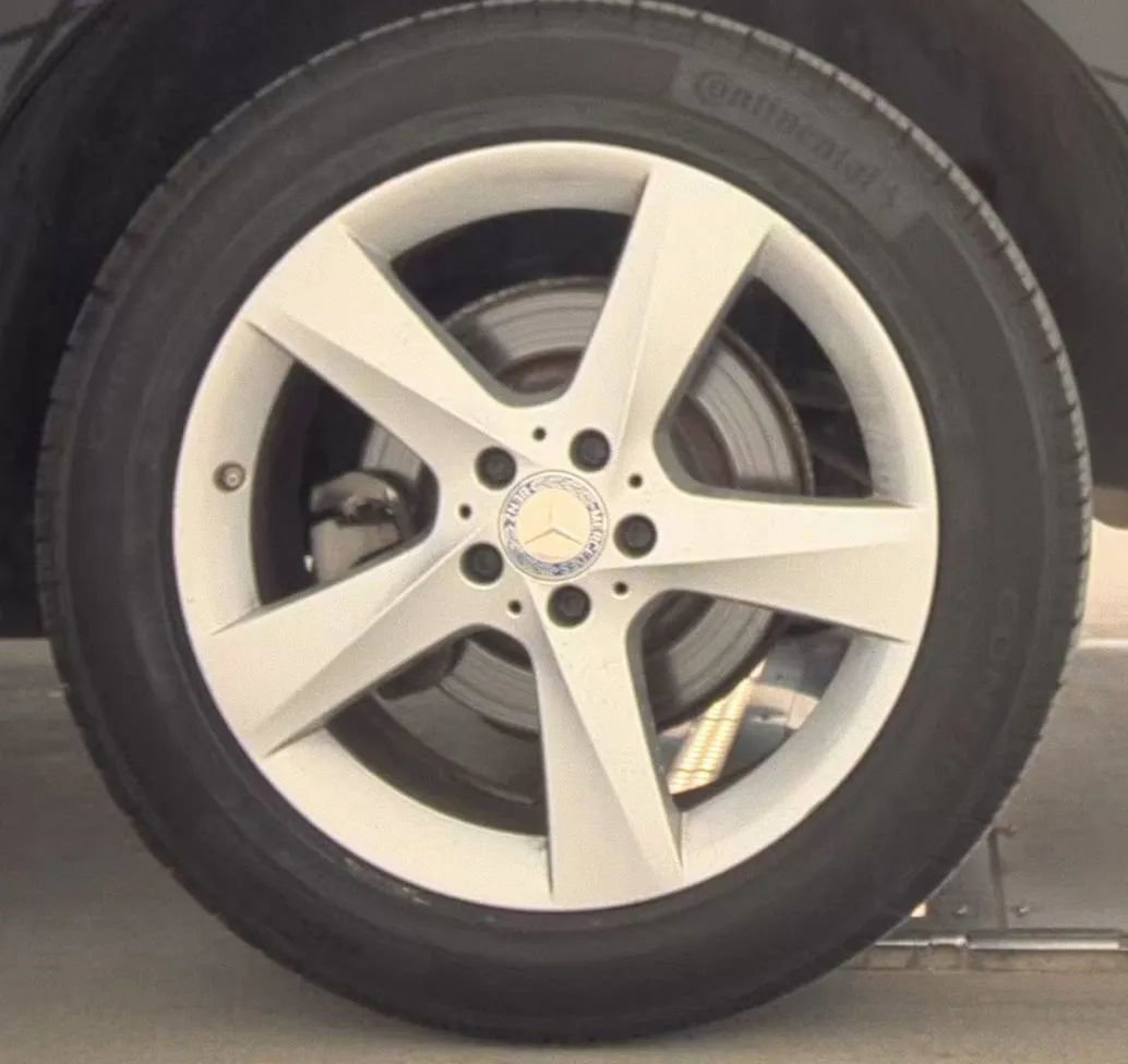 Used 2016 Mercedes-Benz GLE 350 4MATIC w/ Premium Package image 9