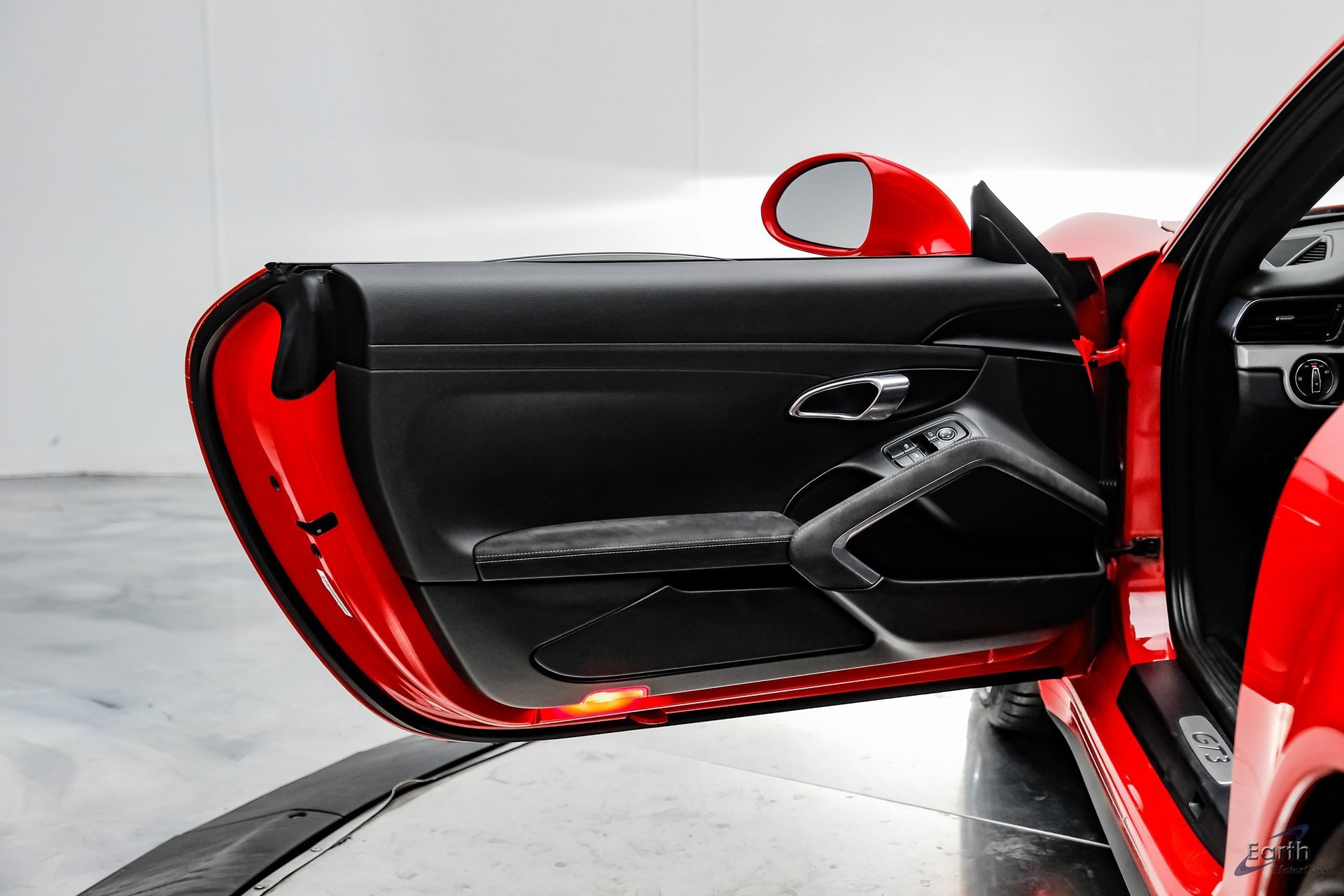 Used 2015 Porsche 911 GT3 image 74