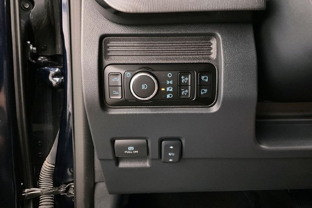 Used 2025 Ford F250 Platinum AWD/4WD image 40