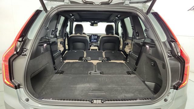 New 2026 Volvo XC90 T8 Plus w/ Protection Package Premier AWD/4WD image 43