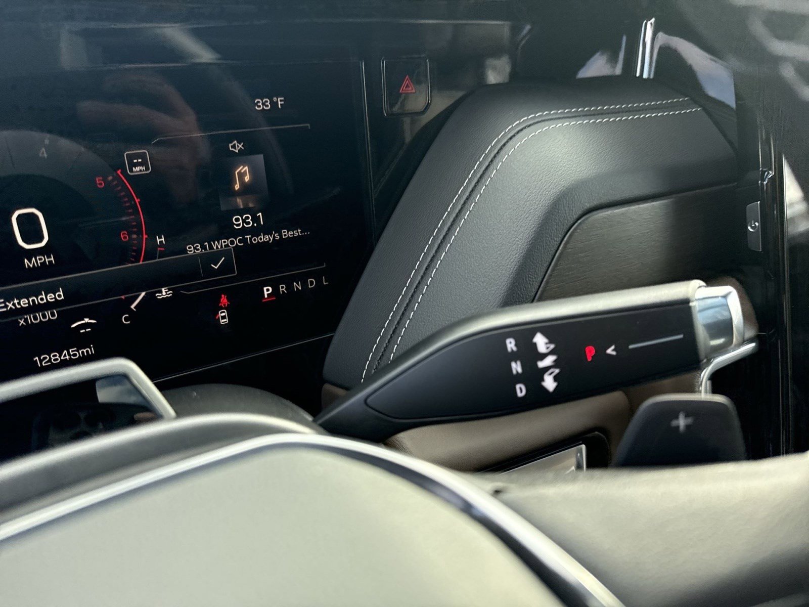 Used 2025 GMC Yukon XL Denali Ultimate w/ LPO, Illumination Package image 21