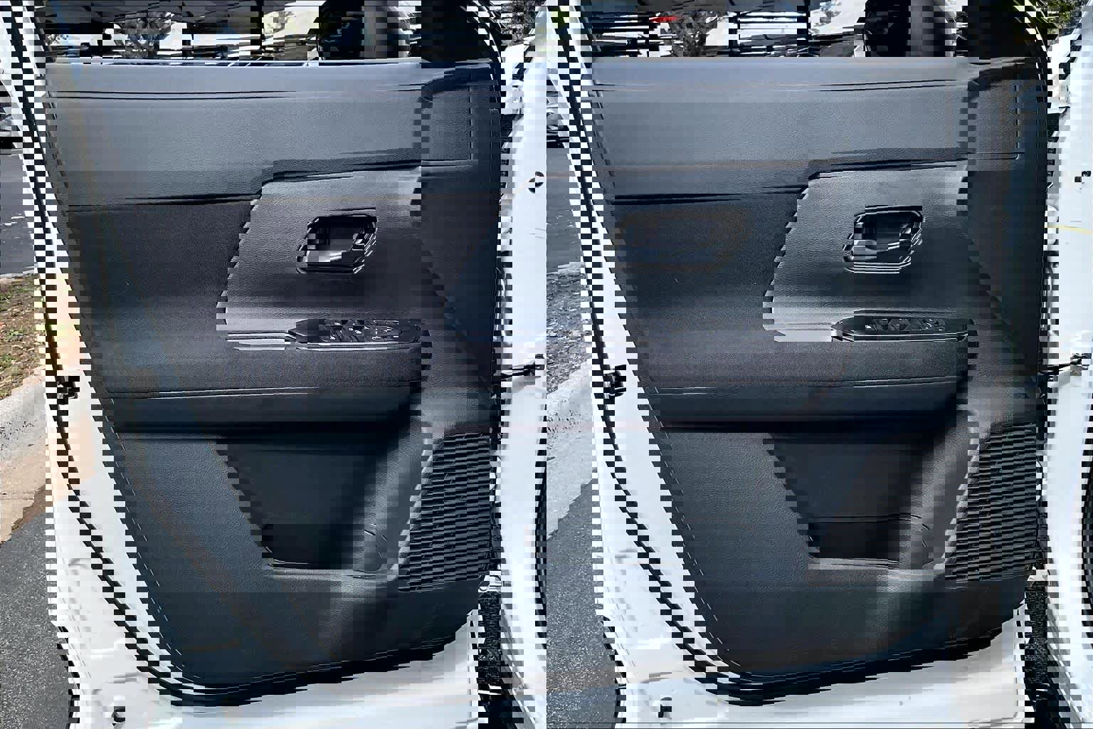 New 2026 Nissan Kicks S image 10