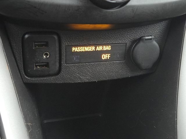 Used 2020 Chevrolet Trax LT w/ LT Convenience Package image 6