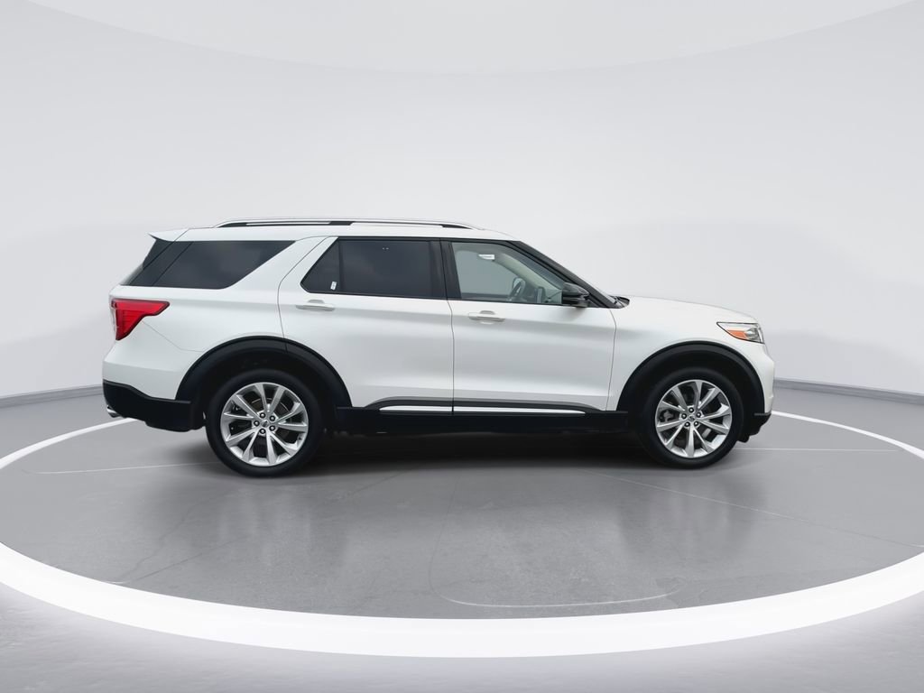 Used 2022 Ford Explorer Platinum w/ Equipment Group 601A image 9