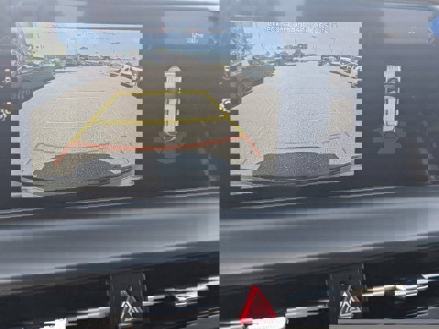 Used 2025 Kia Seltos SX w/ SX Sunroof Package image 21