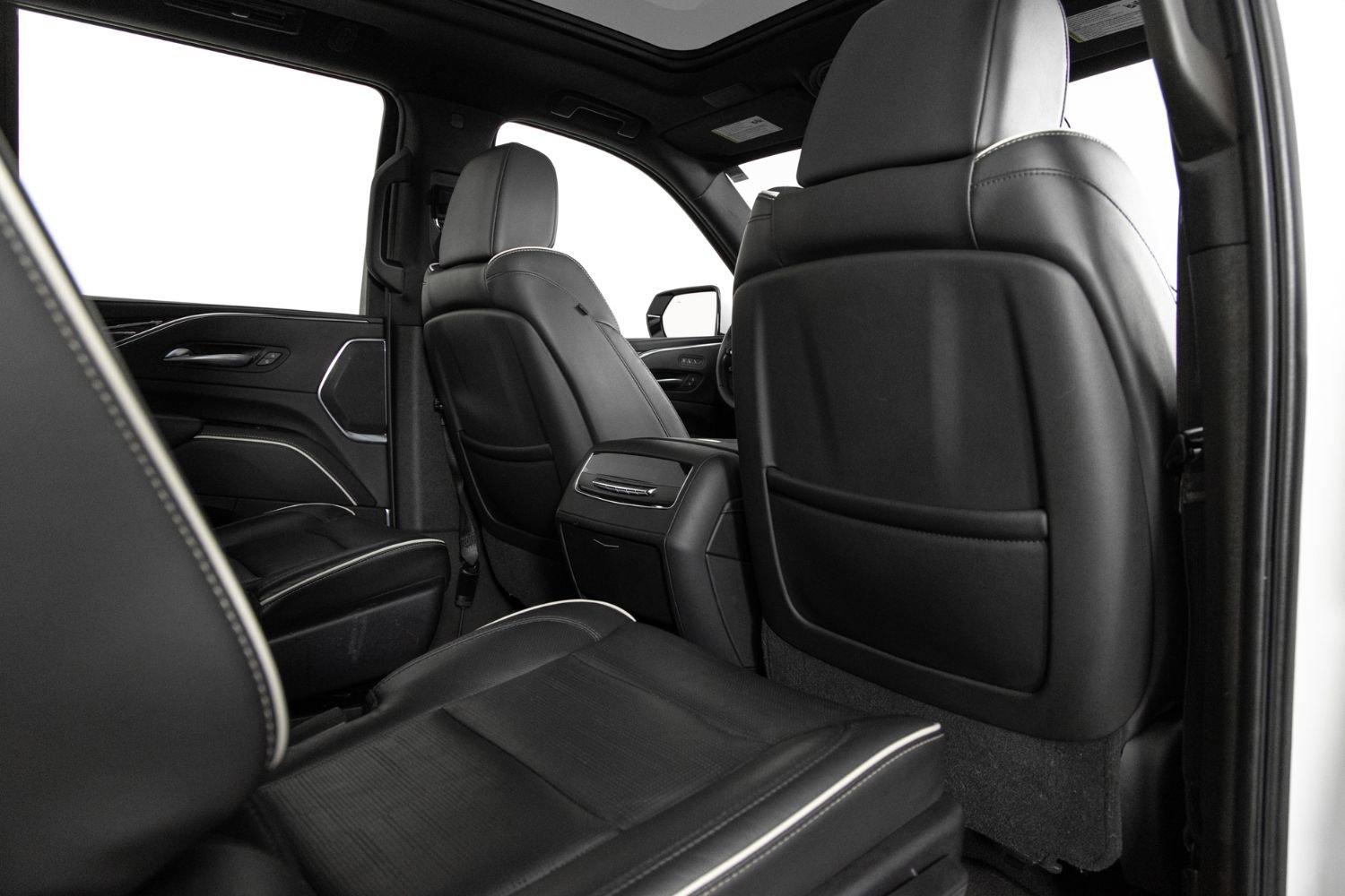 Used 2021 Cadillac Escalade Sport w/ Heavy-Duty Trailer Package image 24
