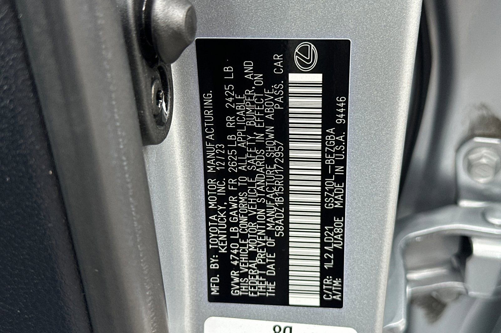 Certified 2024 Lexus ES 350 w/ Premium Package image 32