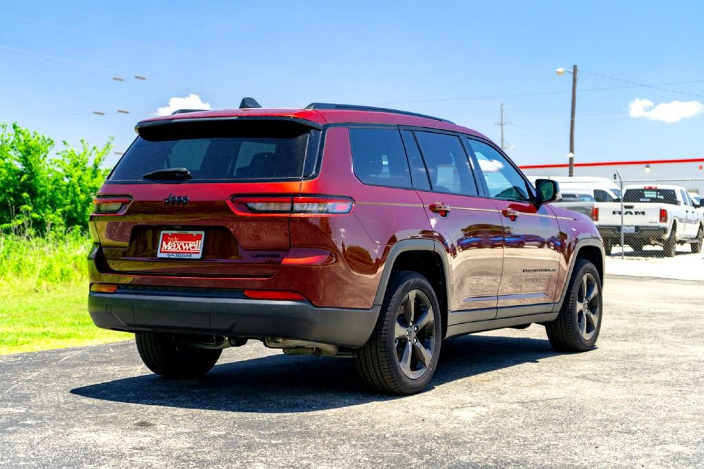 New 2025 Jeep Grand Cherokee L Limited w/ Black Appearance Package RWD image 7