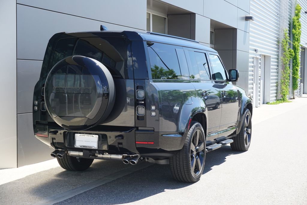 New 2025 Land Rover Defender 130 V8 image 2