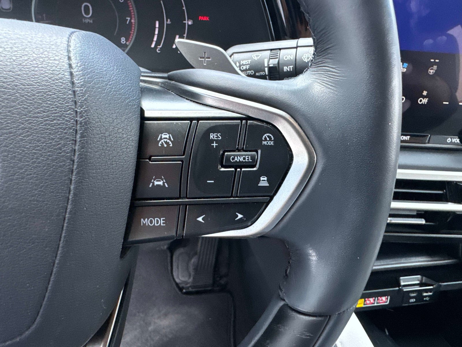 Used 2024 Lexus RX 350 Premium w/ Accessory Package (Z1) FWD image 30