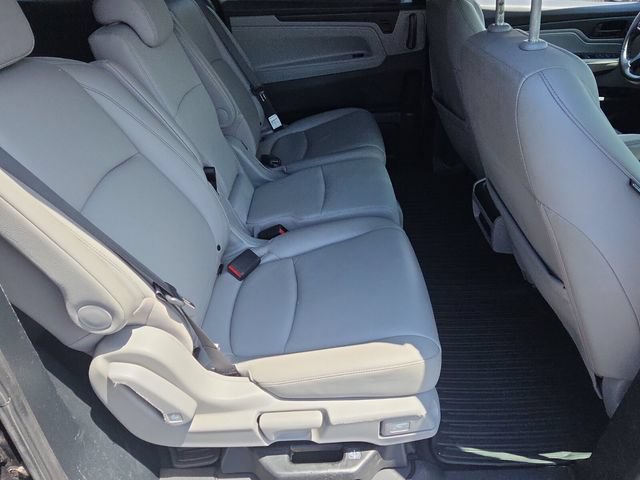 Used 2023 Honda Odyssey EX-L image 17