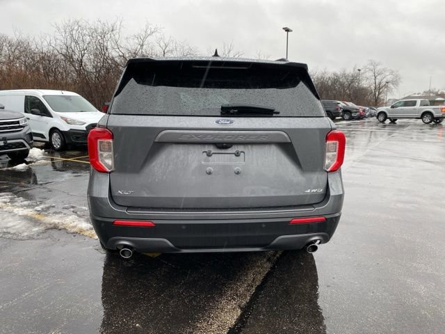 Used 2022 Ford Explorer XLT w/ Equipment Group 202A image 11