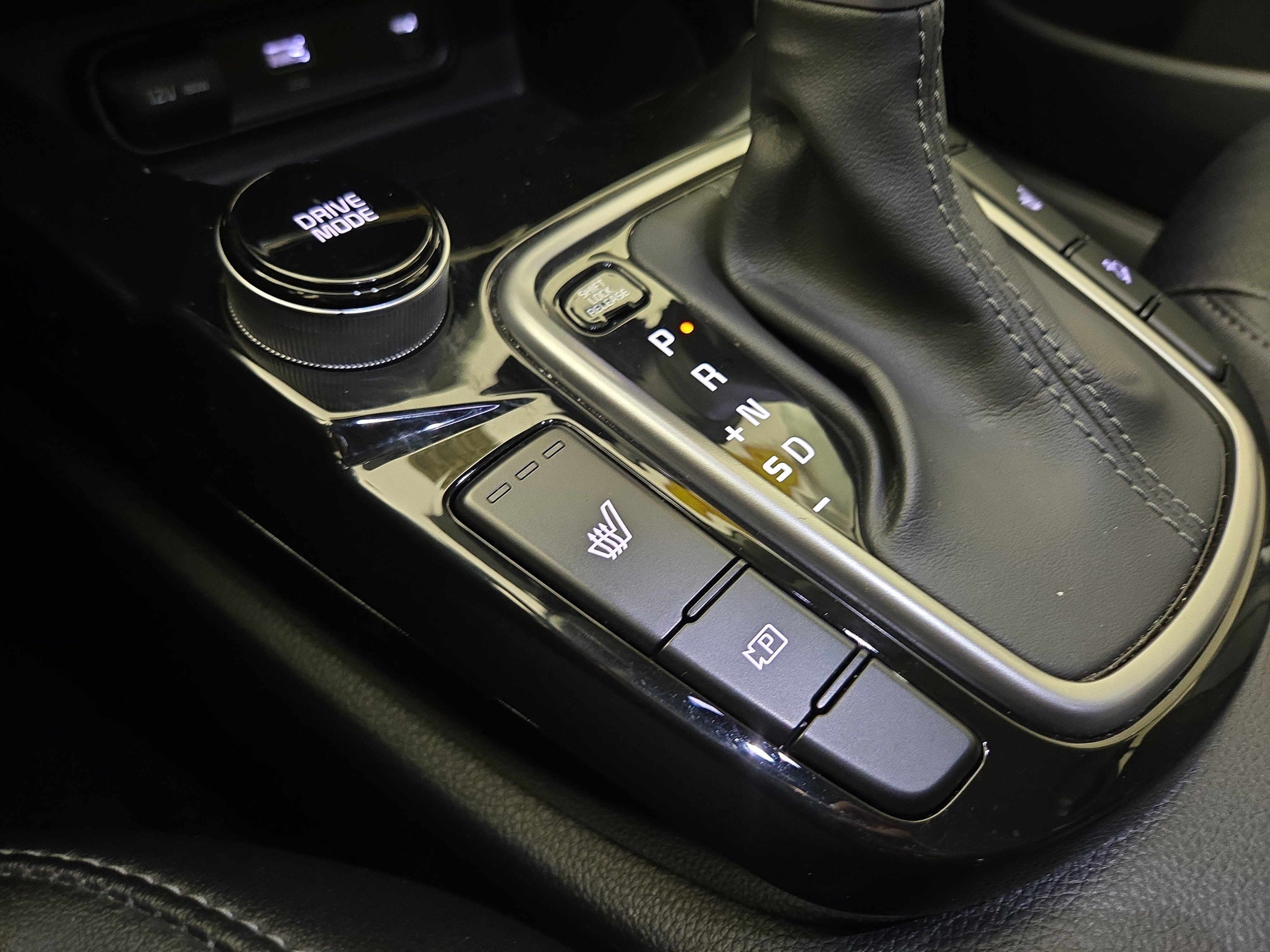 Used 2024 Kia Seltos SX image 26