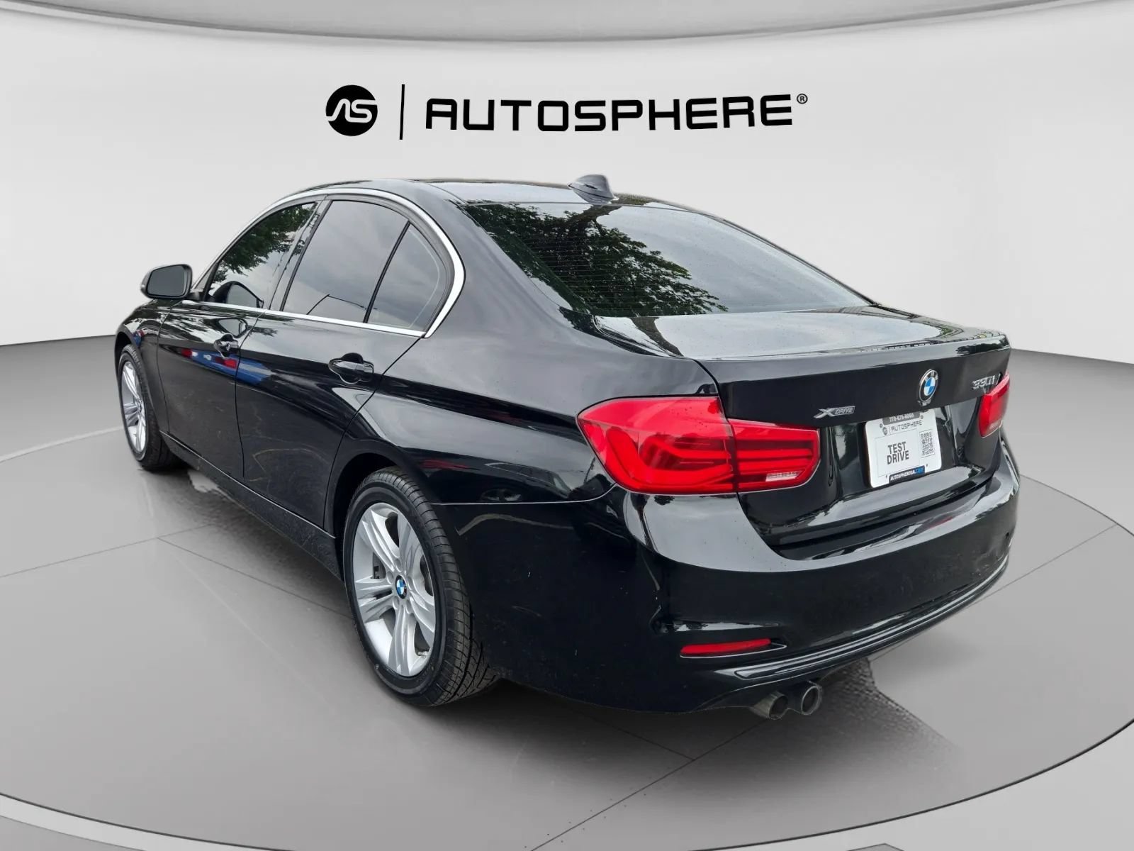 Used 2018 BMW 330i xDrive Sedan w/ Convenience Package AWD/4WD image 6