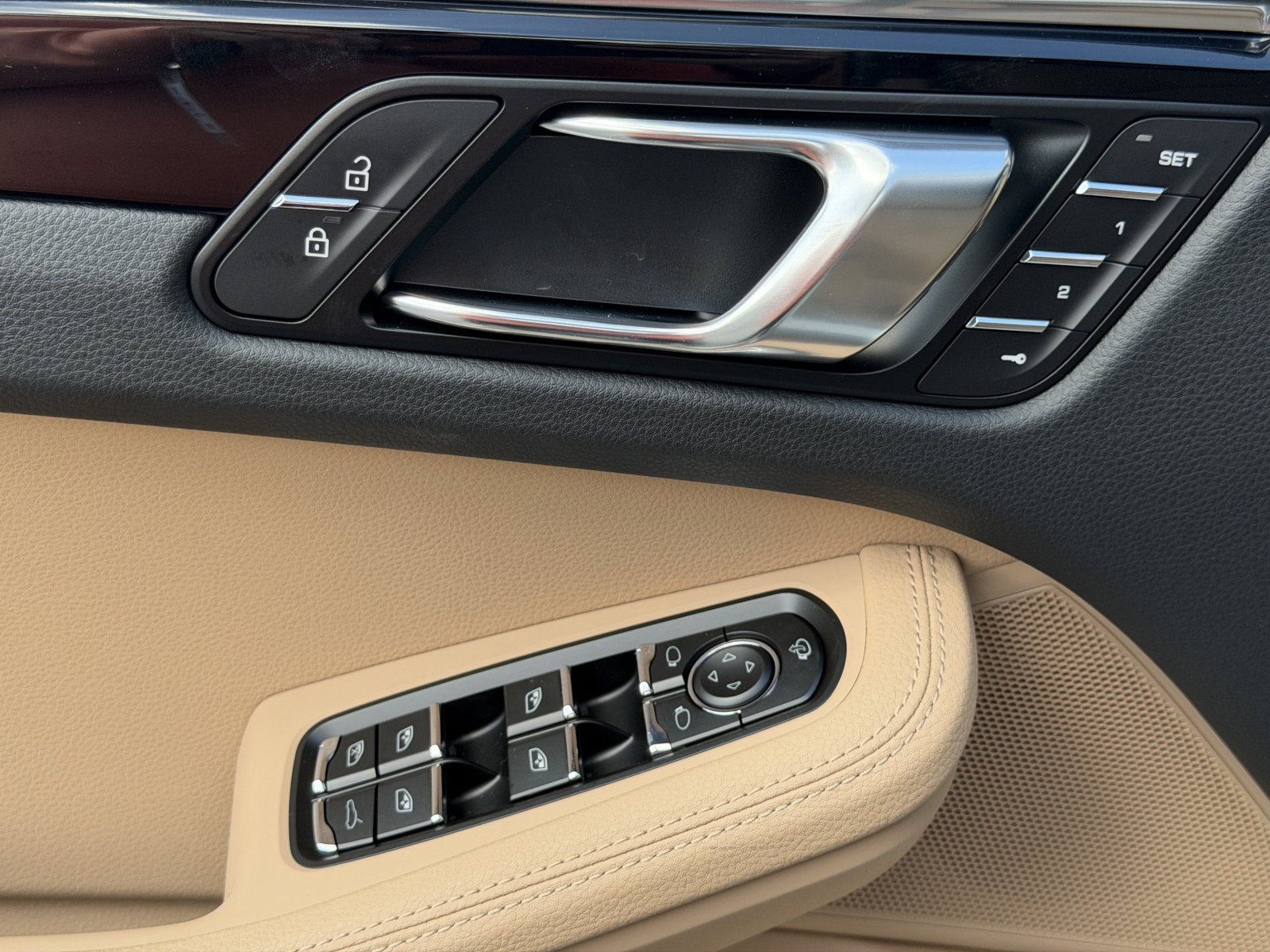New 2026 Porsche Macan AWD/4WD image 23