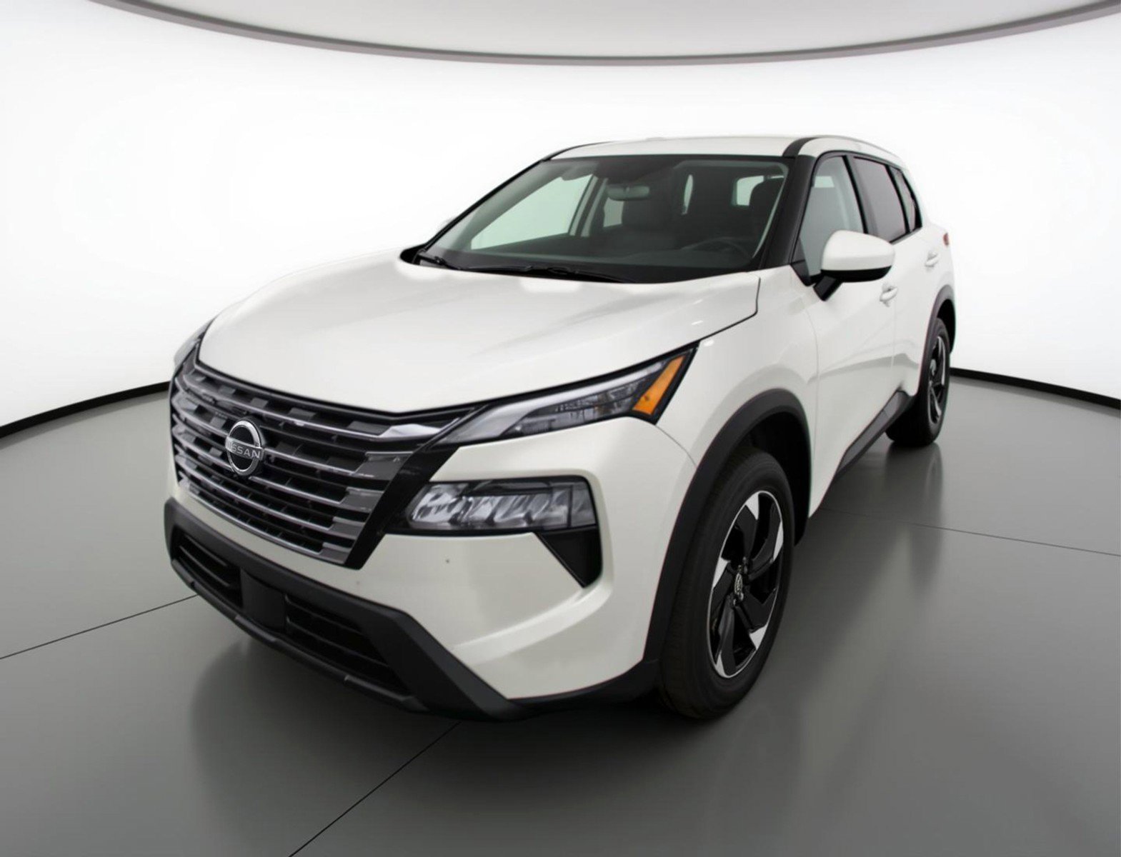 Used 2025 Nissan Rogue SV image 3