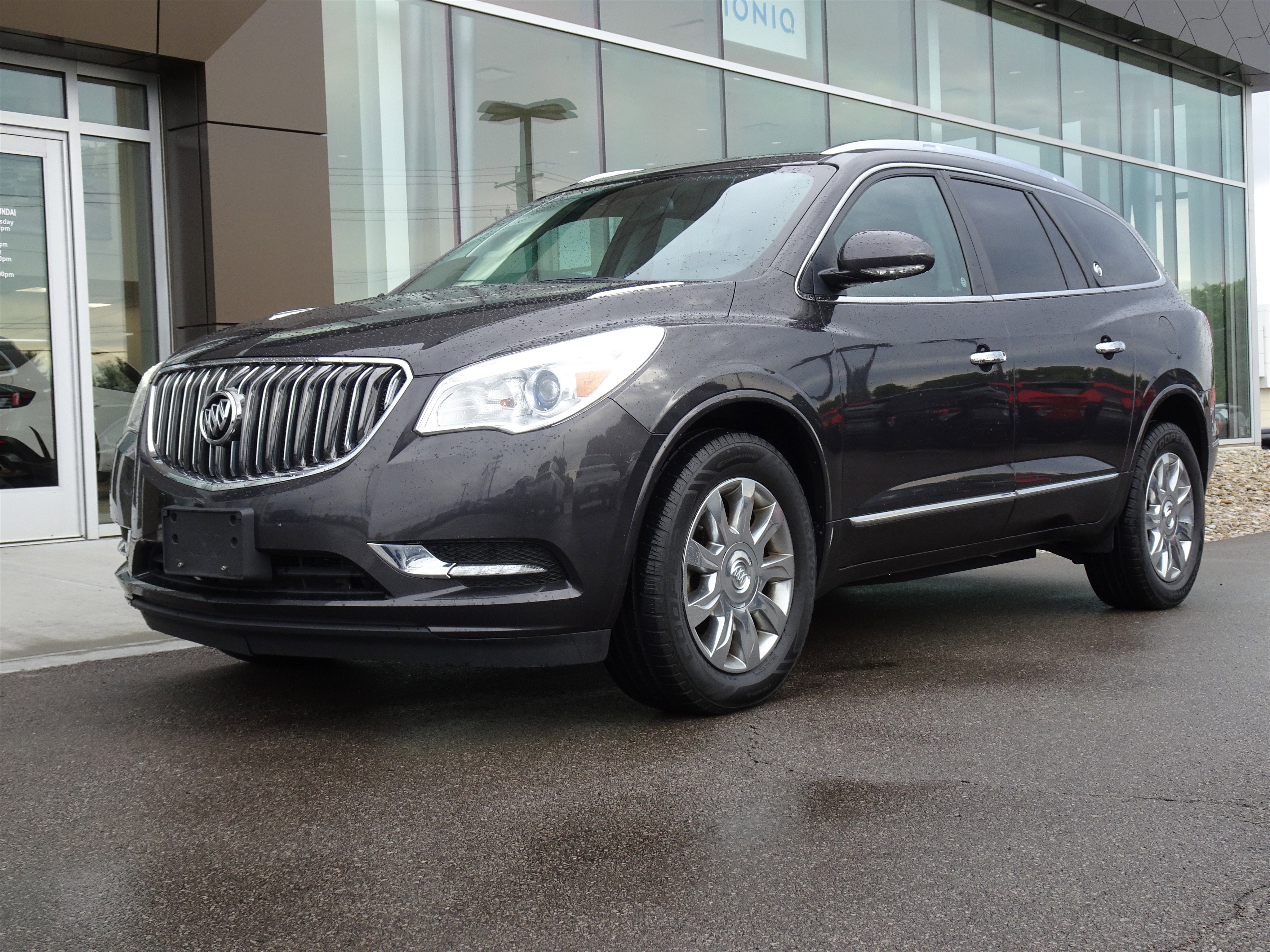 Used 2017 Buick Enclave Leather AWD/4WD image 1