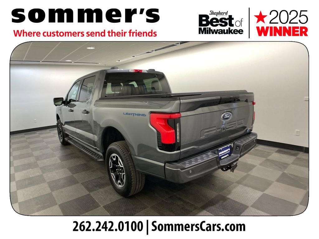 Used 2023 Ford F150 Lightning XLT video 3