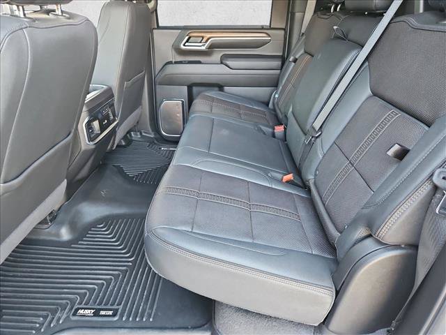 Used 2024 Chevrolet Silverado 2500 High Country w/ High Country Premium Package AWD/4WD image 18