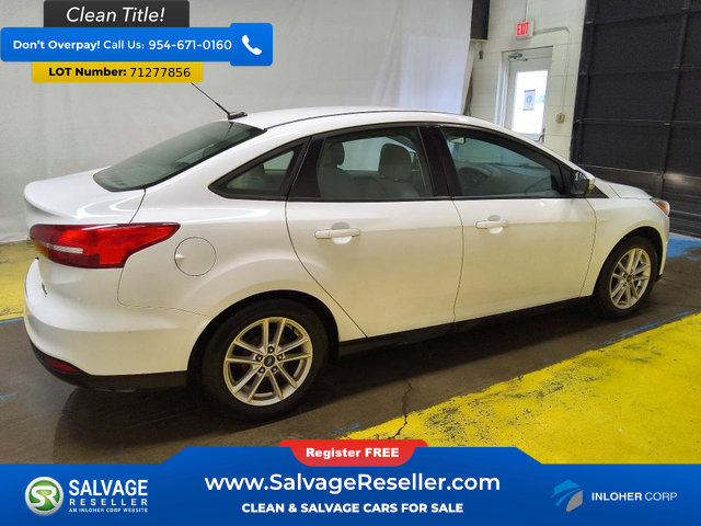 Used 2016 Ford Focus SE FWD image 4