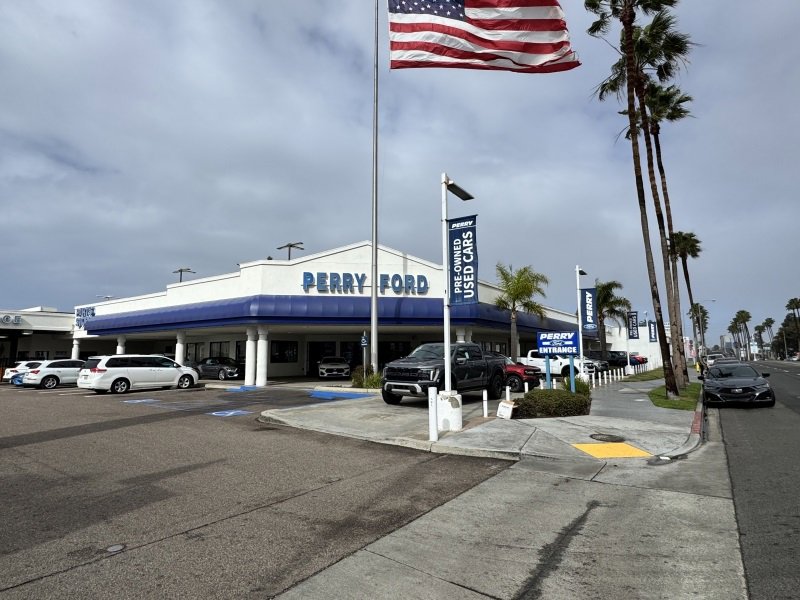 New 2025 Ford F150 XLT w/ Equipment Group 302A MID image 27