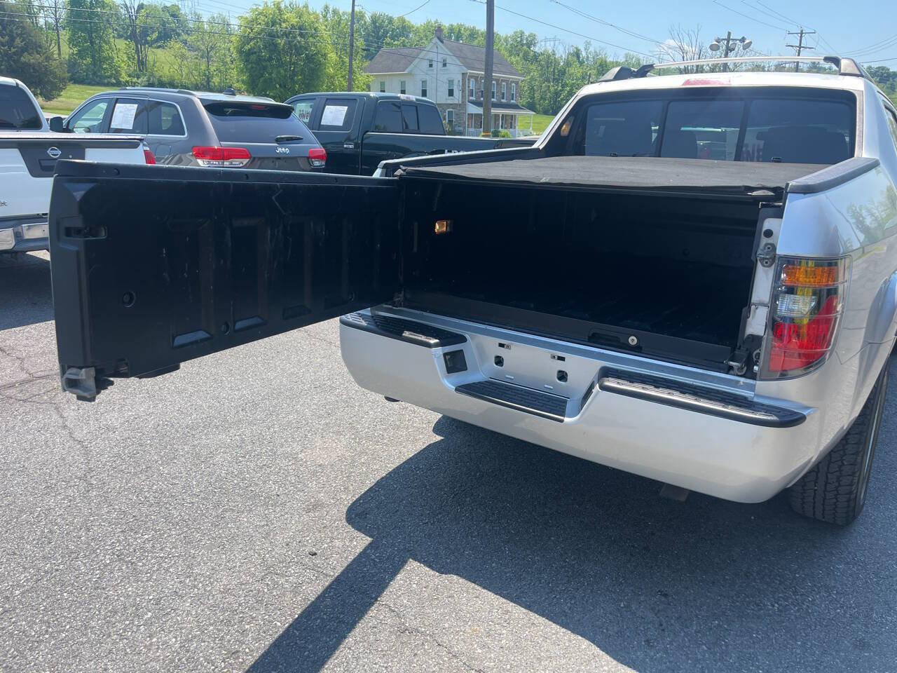 Used 2006 Honda Ridgeline RT image 12