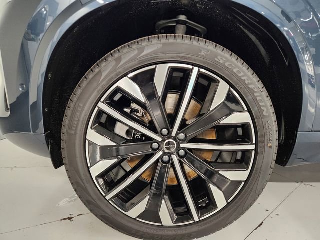 New 2026 Volvo XC90 T8 Ultra w/ Protection Package Premier image 8