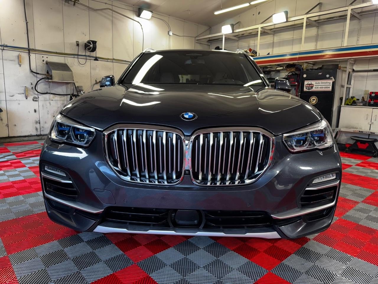 Used 2020 BMW X5 xDrive40i w/ Premium Package image 2