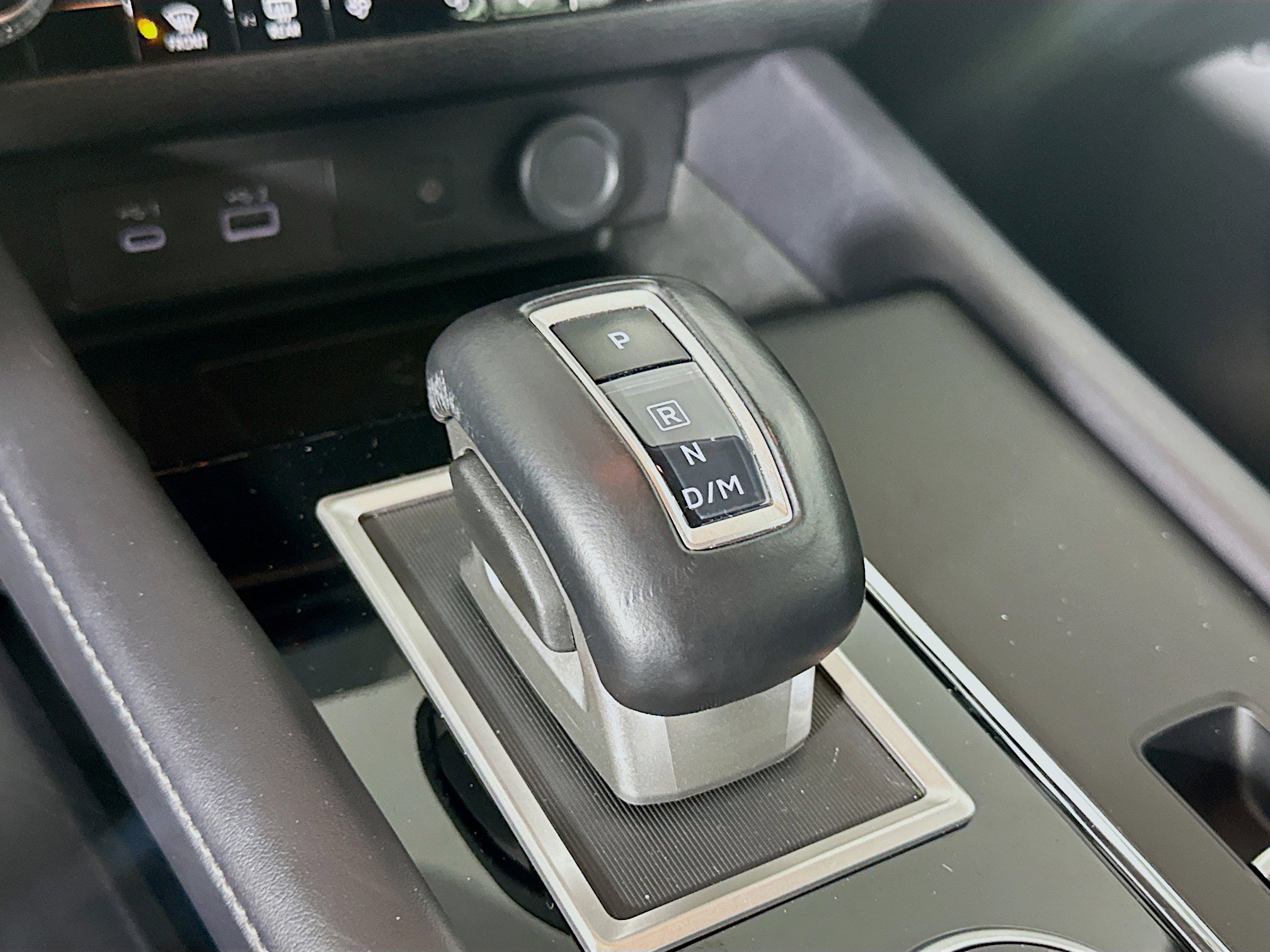 Used 2024 Mitsubishi Outlander SE FWD image 25