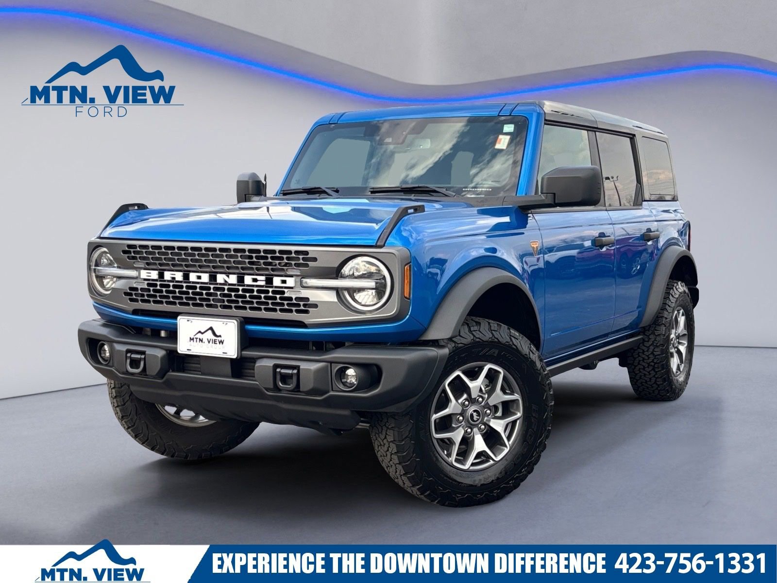 Used 2025 Ford Bronco Badlands image 1