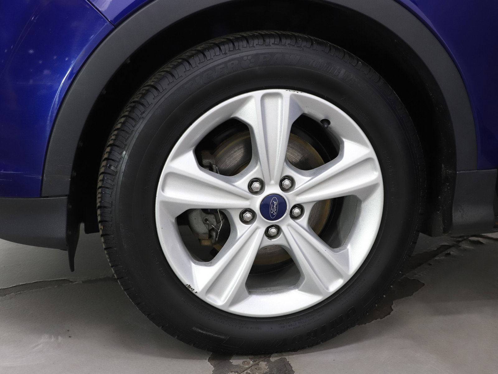 Used 2016 Ford Escape SE w/ SE Leather Comfort Package image 30