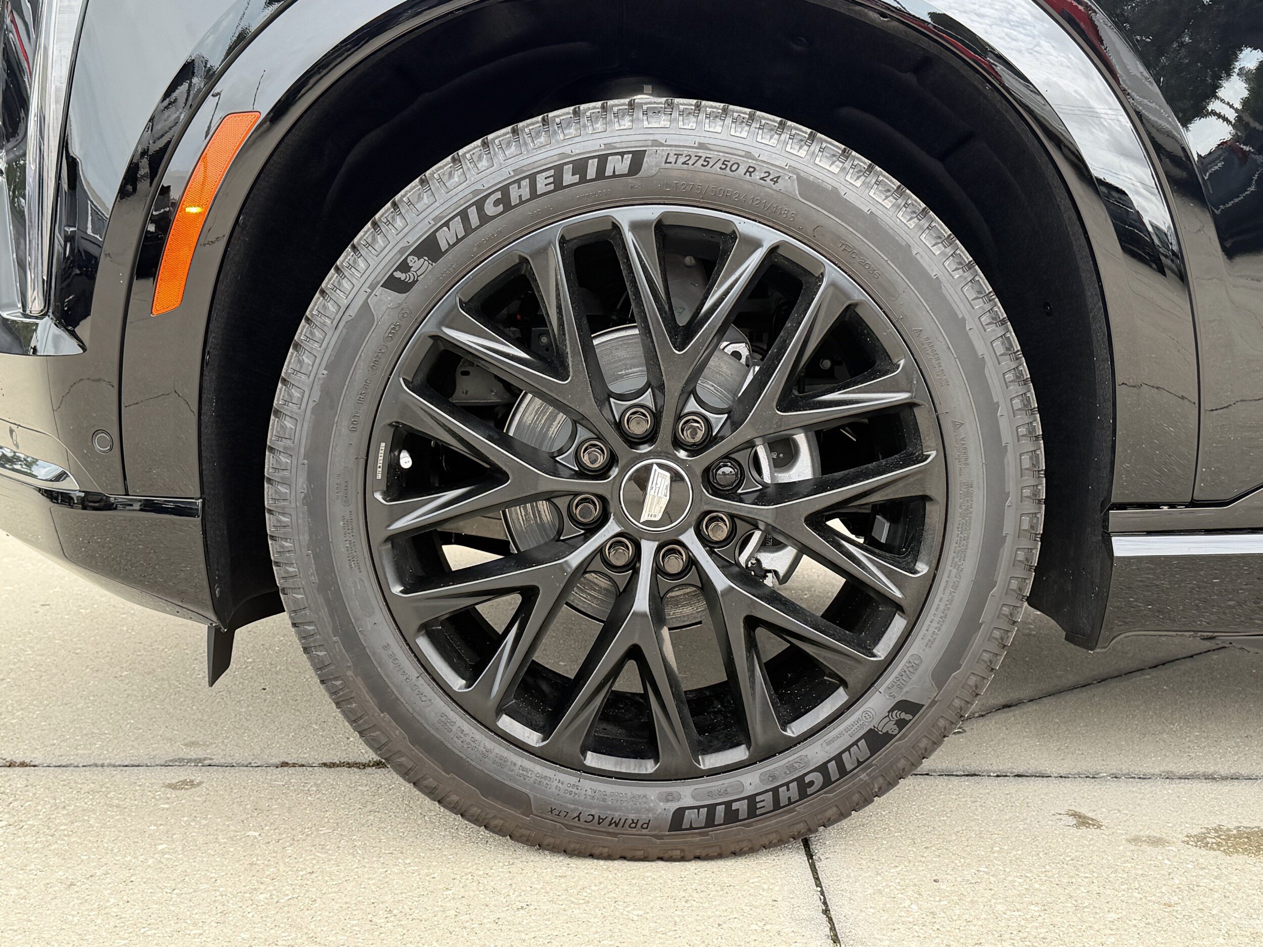 New 2026 Cadillac Escalade IQL Sport 2 w/ LPO, ONYX Package AWD/4WD image 30